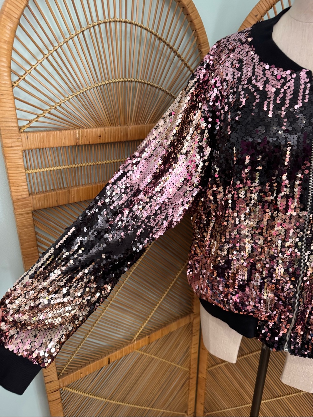 Forever 21 Ombré Pink and Gold Sequin Bomber Jacket, Size 2XL - Picture 4 of 12